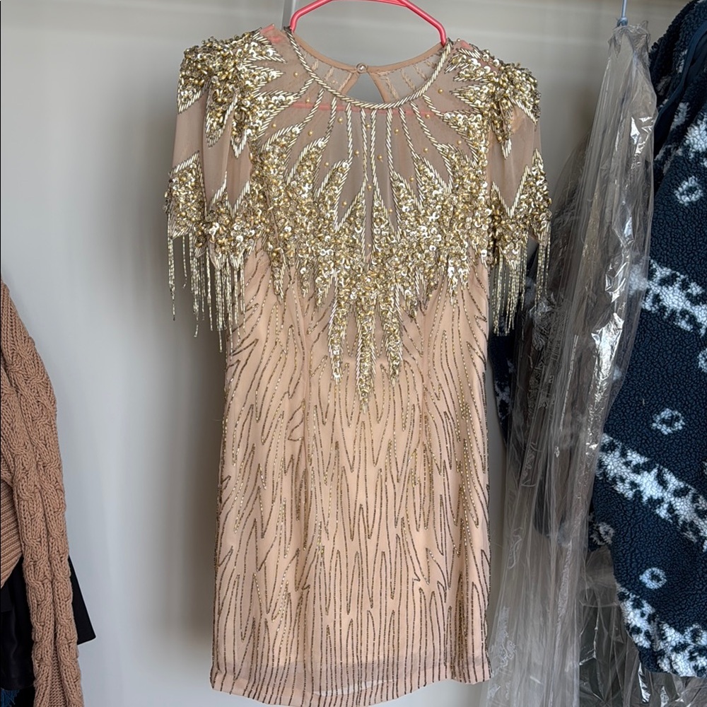 Elegant Gold Sequin Dress